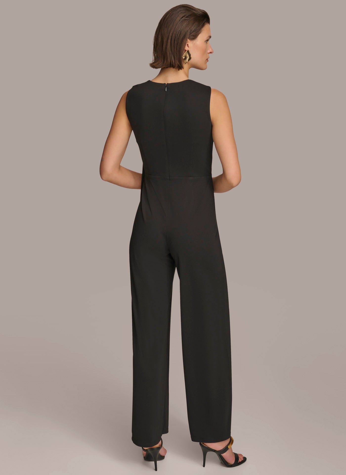 (image for) EXTRAORDINARY ASYMMETRICAL NECK JUMPSUIT